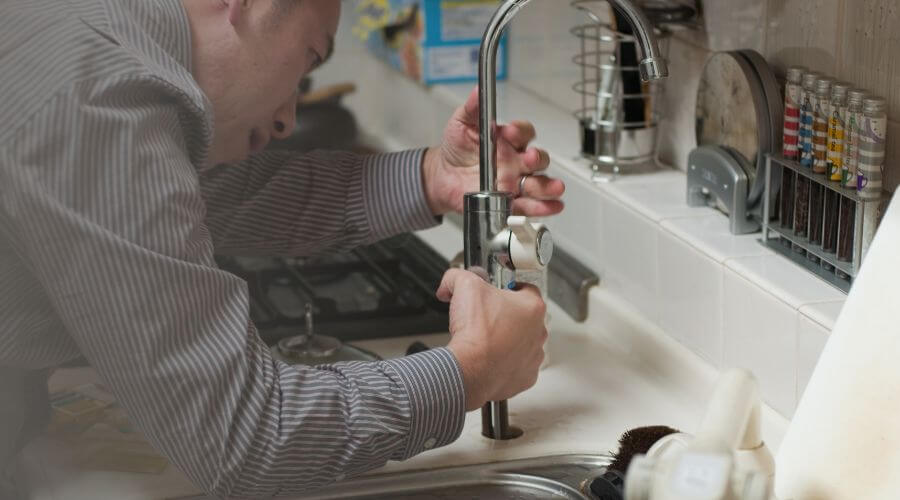Local annual plumbing maintenance in Lone Tree, IA